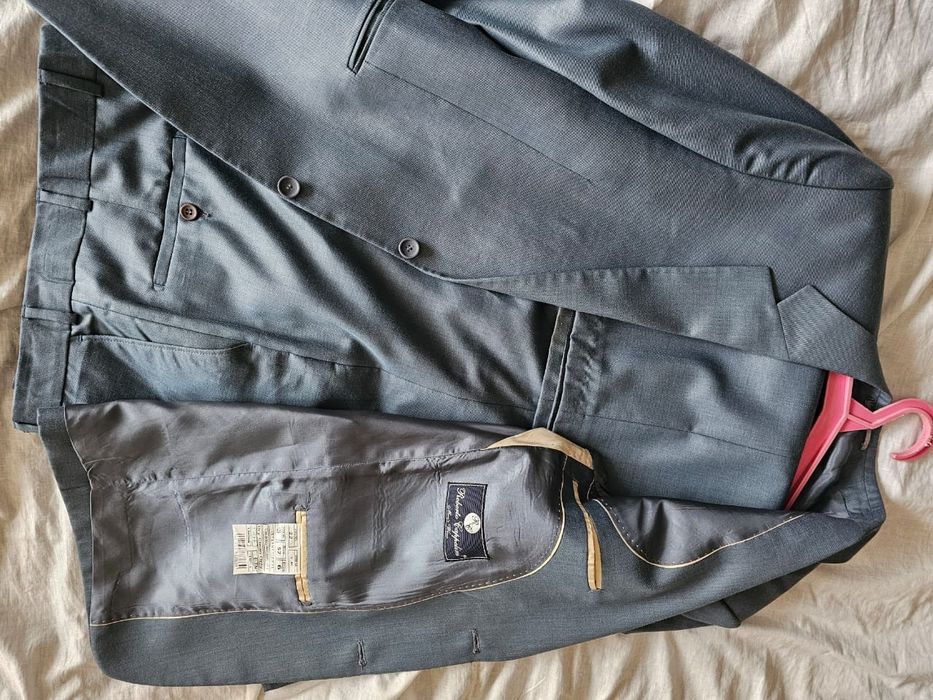 Продам праздничные костюмы