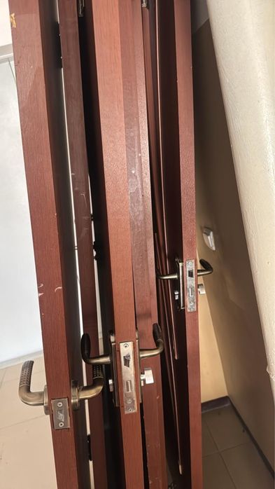 есіктер двери бу