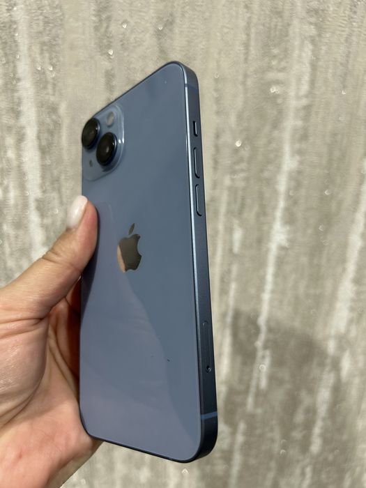 Продам IPhone 14