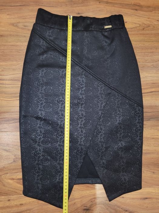 Нова еластична пола