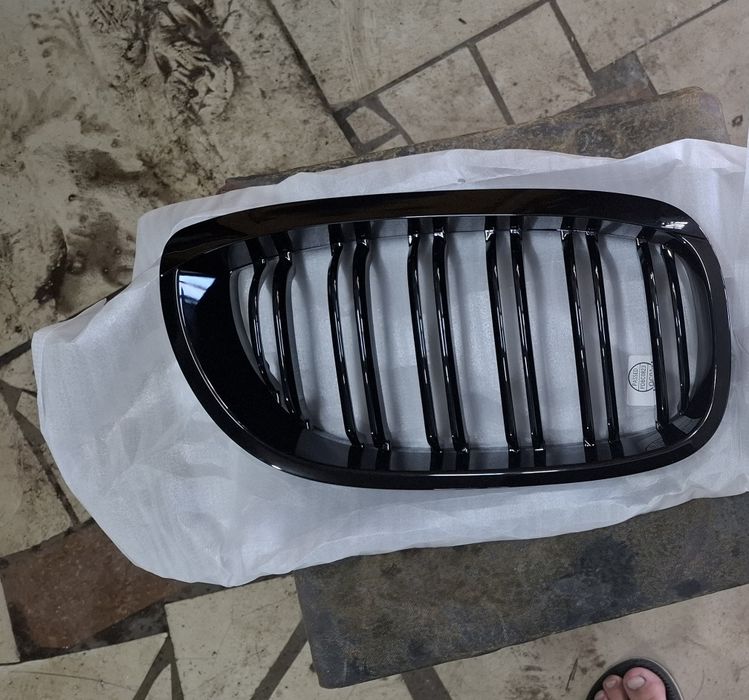 Ноздри капота бмв е 46 (КУПЕ РЕСТАЙЛИНГ)