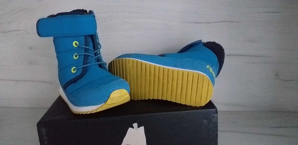 Детски оригинални ботушки за момче размер 32.5   цена 80лв.