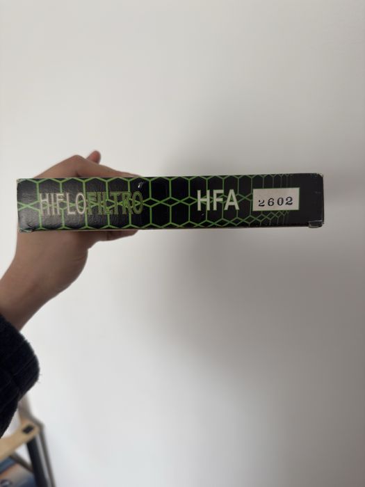 Filtru aer Hiflofiltro HFA 2602 nou sigilat
