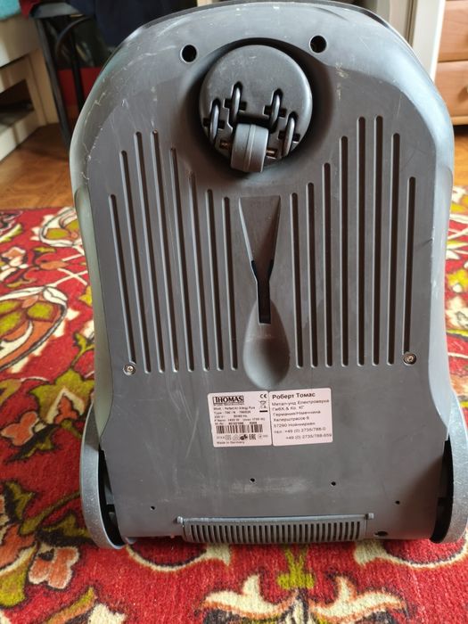 Продам моющий пылесос Thomas