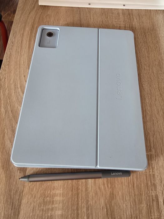 Lenovo idea tab 256GB, 8GB, 2K Screen, Stylus  Pen