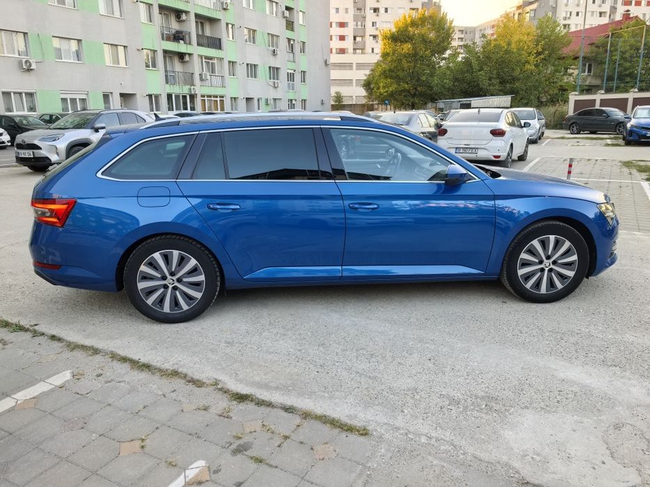 SKODA Superb 2023 — imagine 3