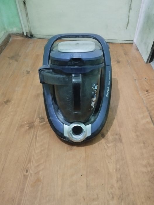 Электро пылесос TEFAL