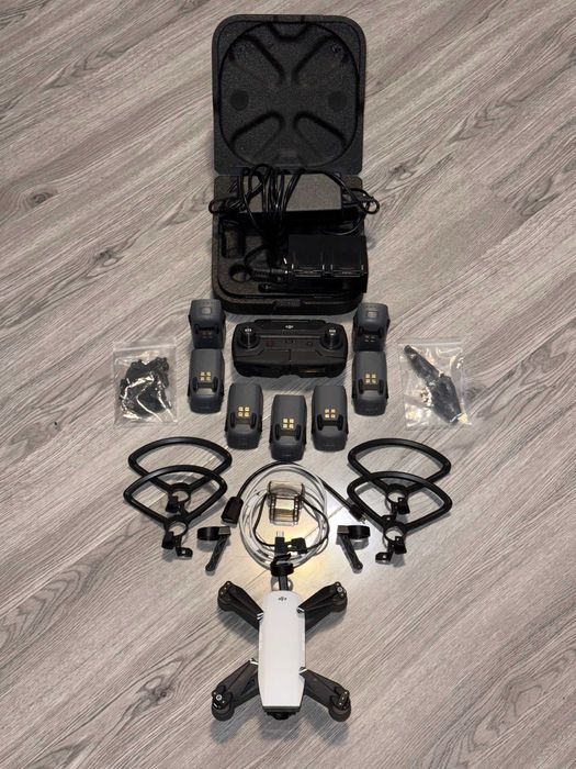 Vand Drona DJI Spark