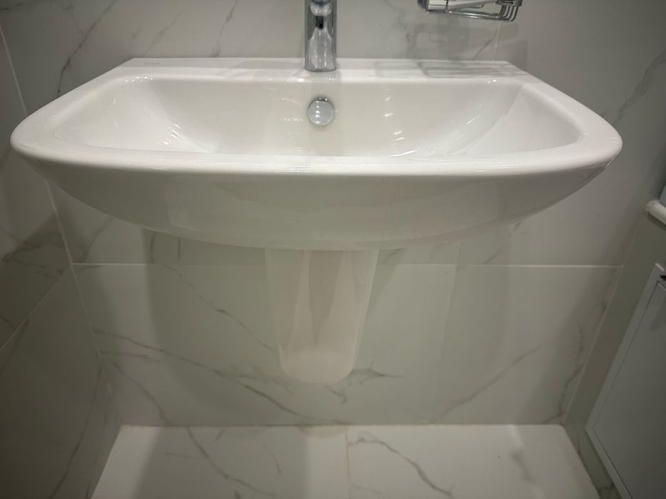 Продается раковина Vitra