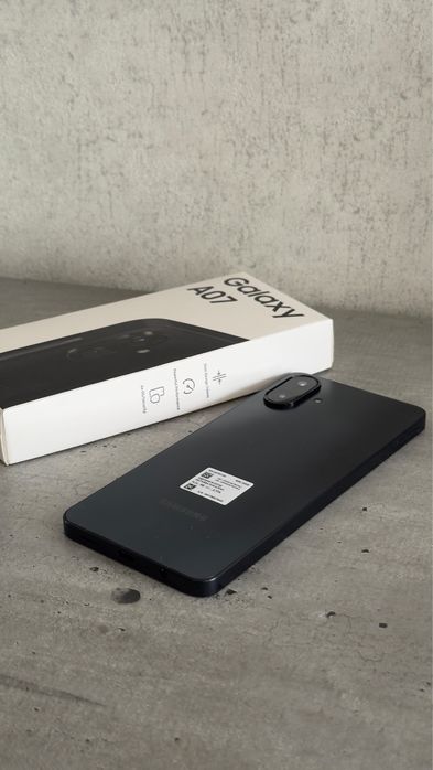 Самсунг А07 4/64