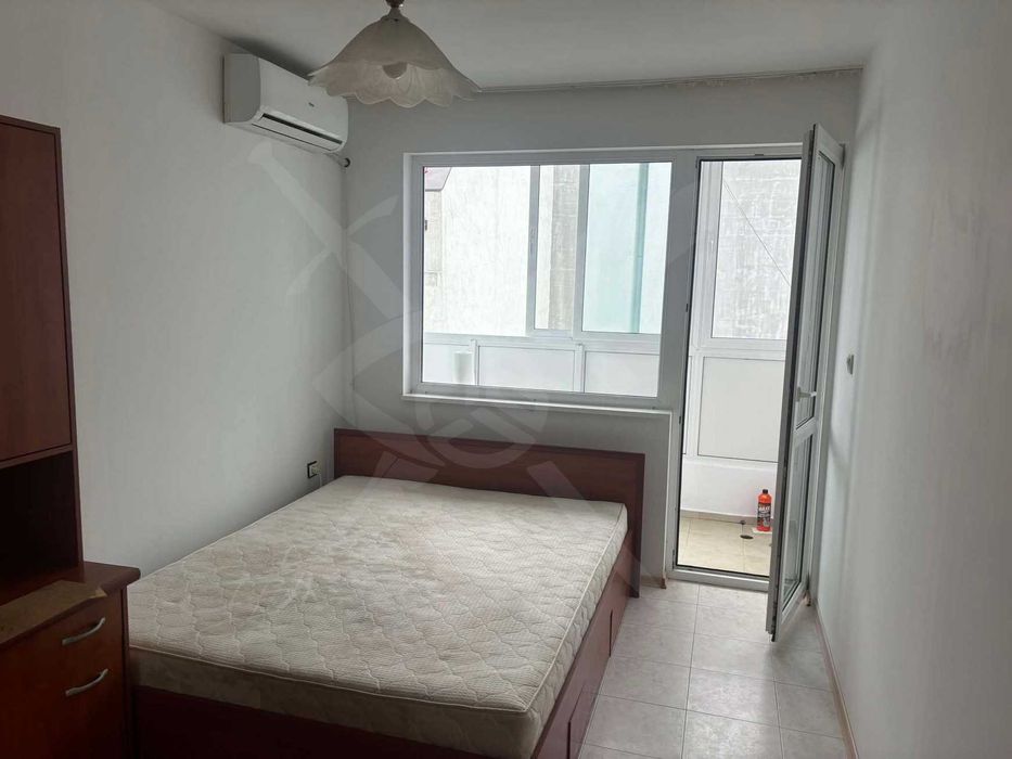 Дава се под наем Тристаен апартамент в Варна, Колхозен пазар - 80 кв.м за 450 € - Снимка #2