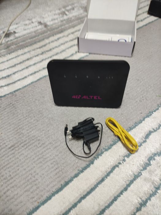 Роутер Алтел работает от сим-карты Алтел.