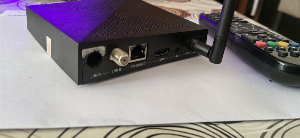 **Azplay tv box**