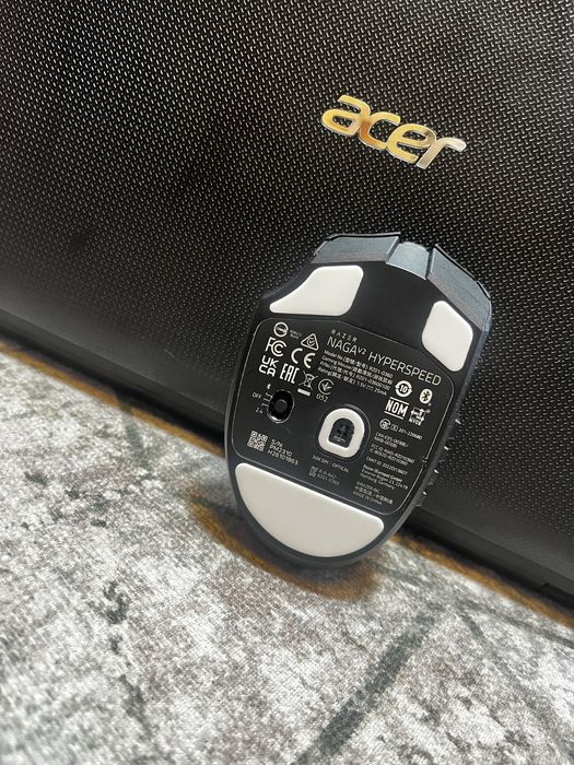 Mouse Razer naga v2 hyperspeed