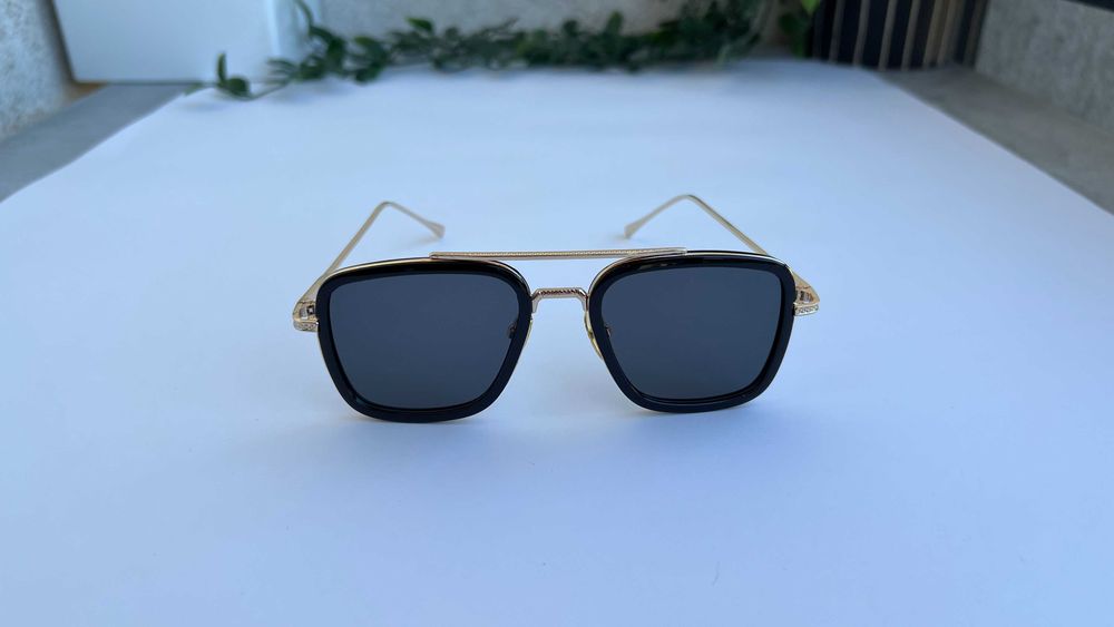 Ochelari de soare Dita Flight Style - Rama aurie Lentile negre