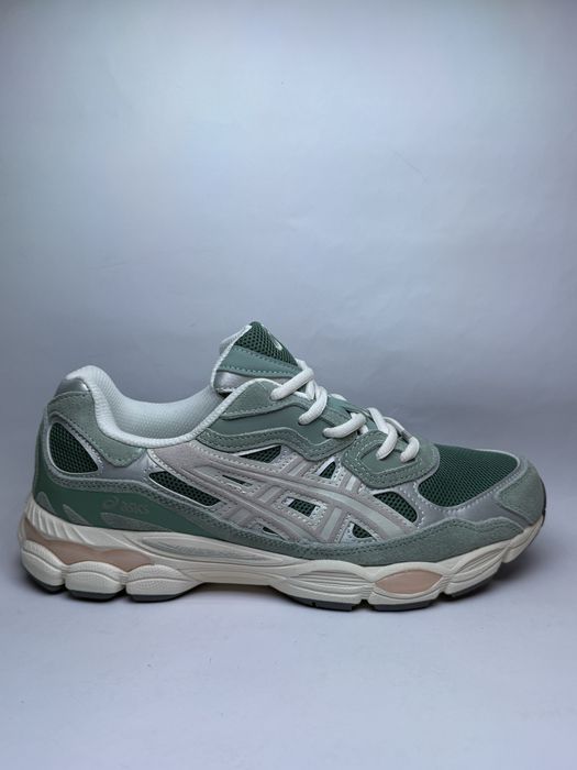 Asics Gel marimea 43