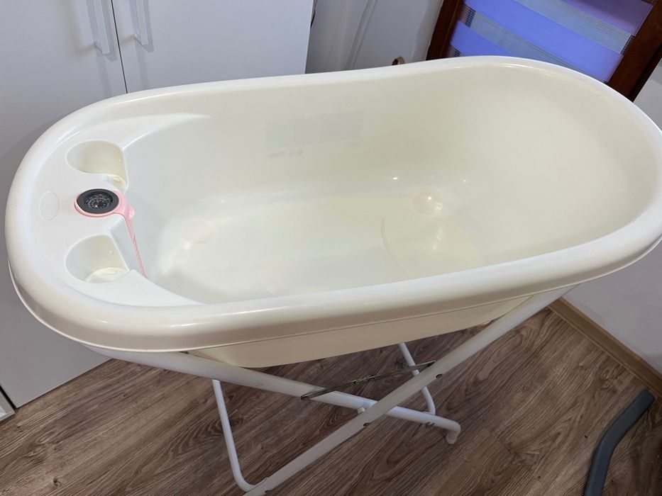 CANGAROO Комплект вана със стойка BUBBLE