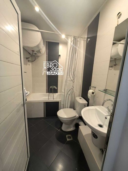 Двустаен апартамент под наем в района на V-то Основно Училище