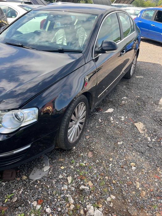 Dezmembrez Passat b6 2.0tdi cod CBAB cutie 6 trepte