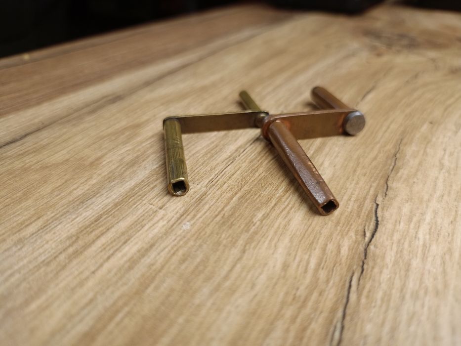 Chei pentru pendulă