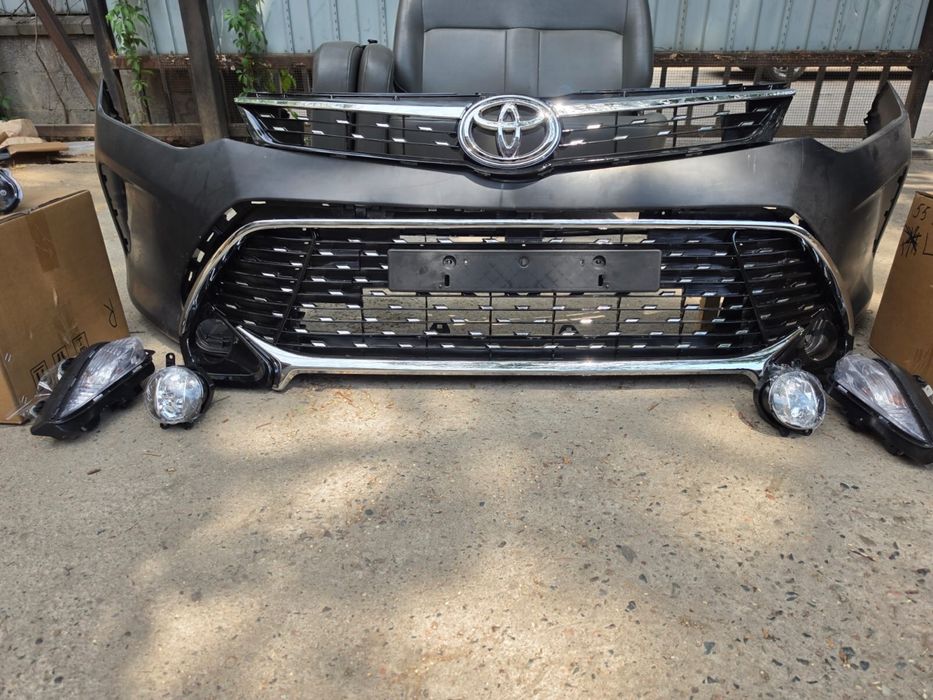 Бампер передний Camry 55