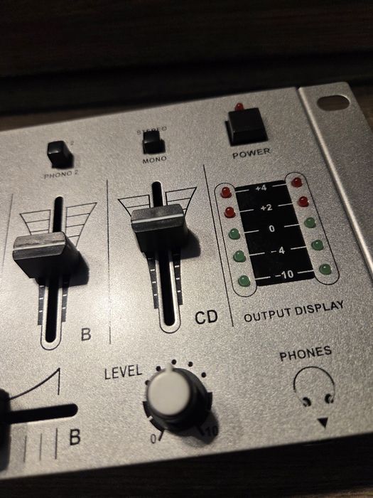 Mixer DJ König KN-DJMIXER10 3 canale – NOU, nefolosit, cutie + alimentator