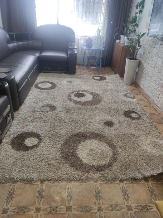 Продам ковер травка