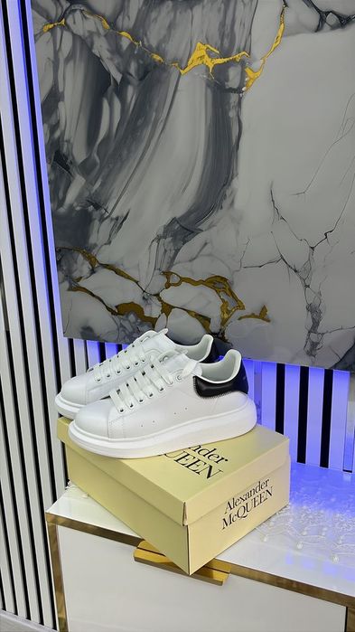 Alexander Mcqueen
