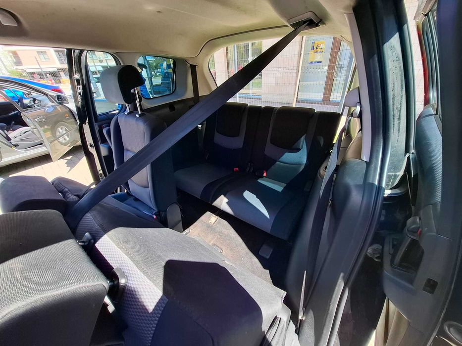 Mazda 5 Мазда 5 продава