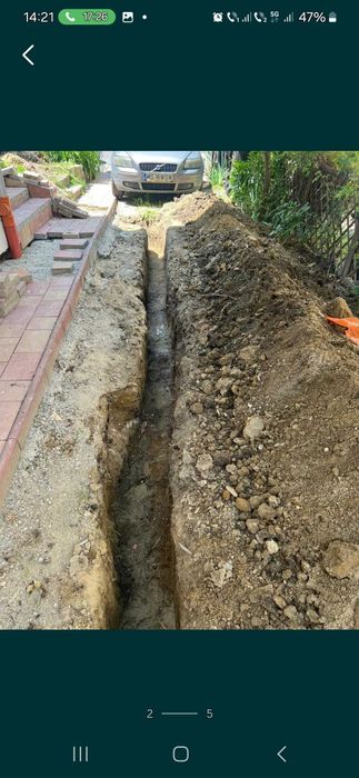 Demolari si sapaturi manuale