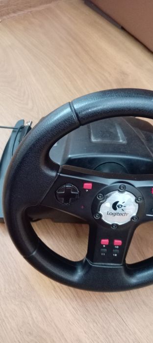 Volan/pedale Logitech