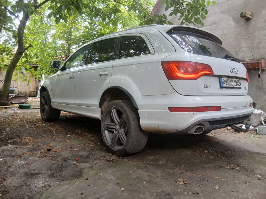 AUDI Q7 2012 — imagine 2