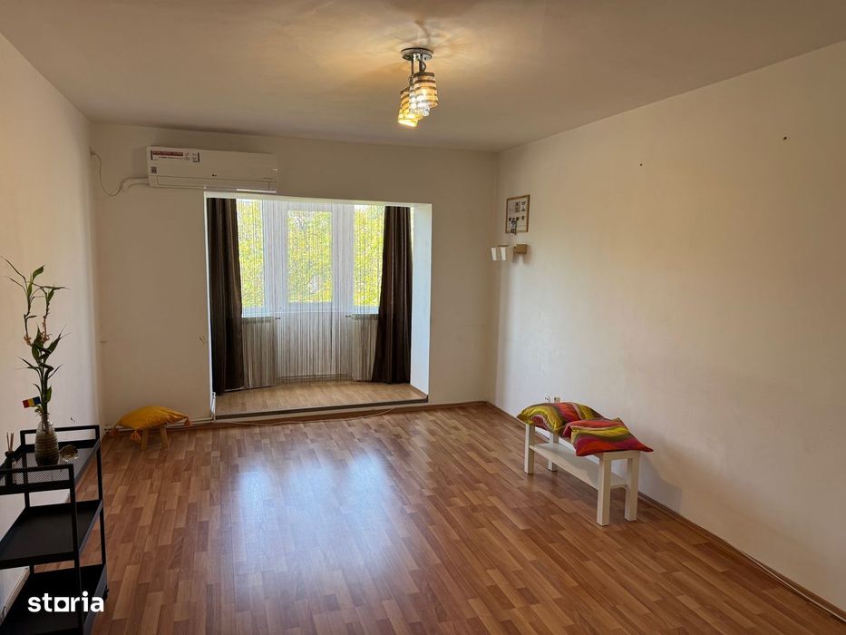Lacul Tei Barbu Vacarescu Opanez Apartament cu 3 camere de vanzare — fotografia 1