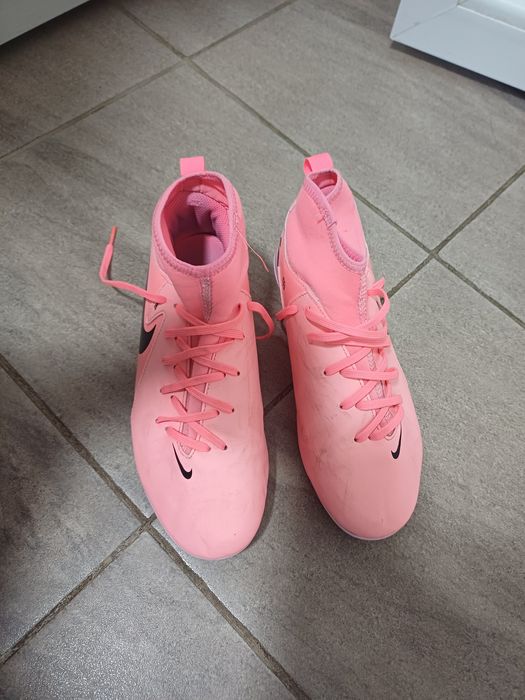 Ghete fotbal Nike nr 38.5