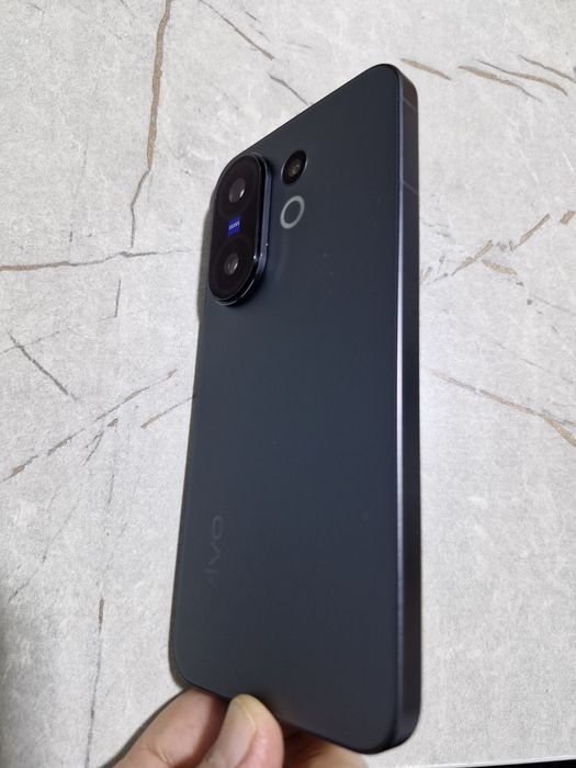 Vivo x200 FE  12+12/512 GB  IDEAL