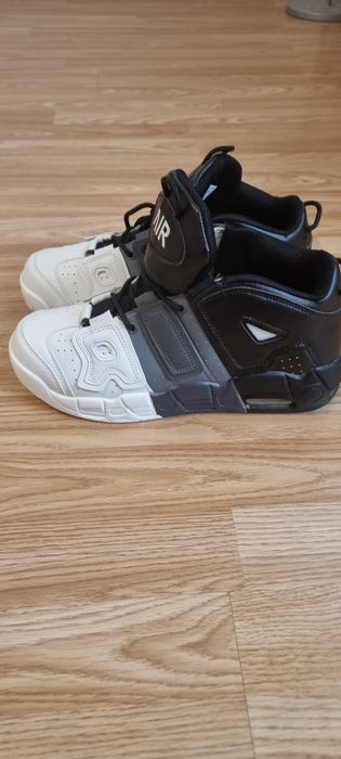 Vând adidași noi Nike Air