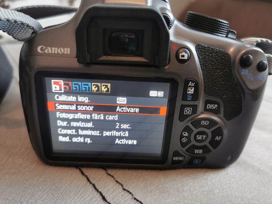 Canon EOS 1200 D