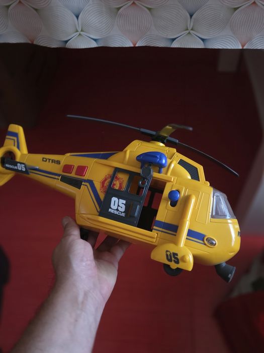 Elicopter si monster truck