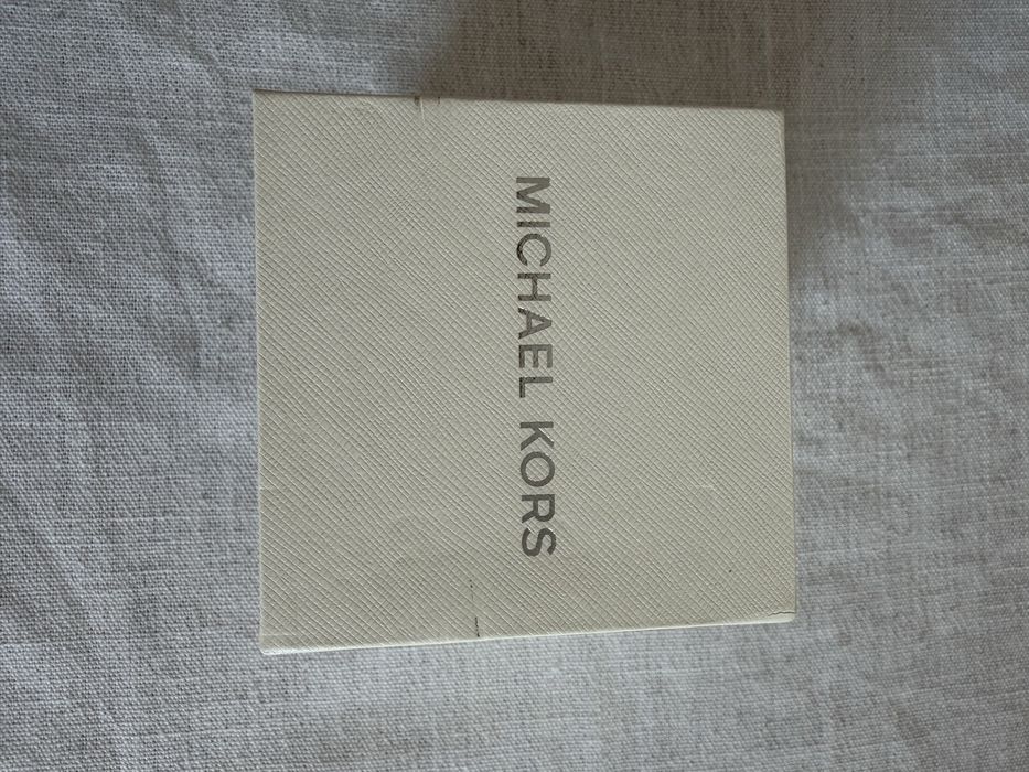 Часы Michael Kors