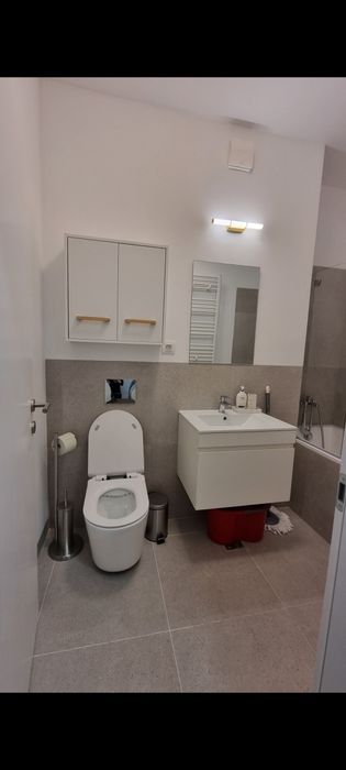 Silk District: Apartament studio/2 camere, gradină privată + loc parca