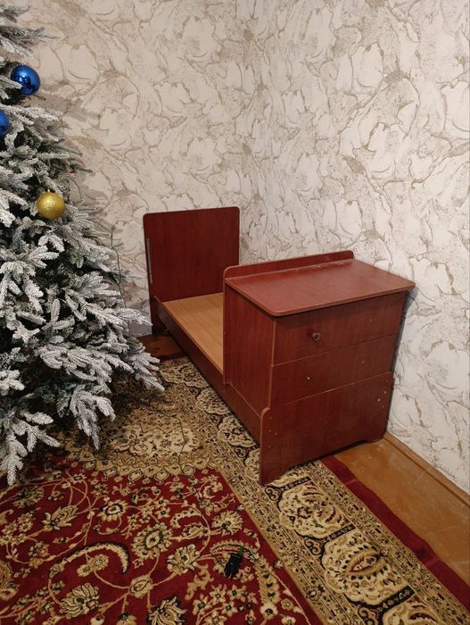 Односпальные детские кровати в хорошем состоянии есть небольшой торг