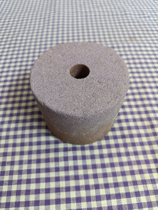 Точильный камень.