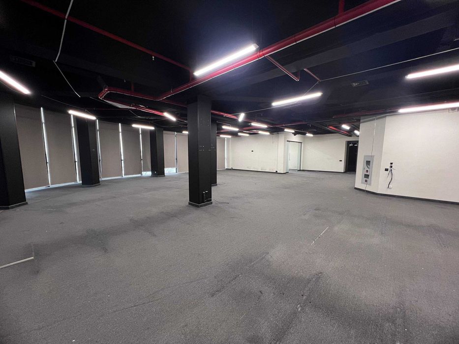 Современный офис 670 м² с ремонтом на Новомосковской, бизнес-центр(55)