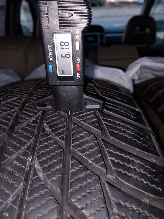 205/60 R17 Brigestone Blizzak