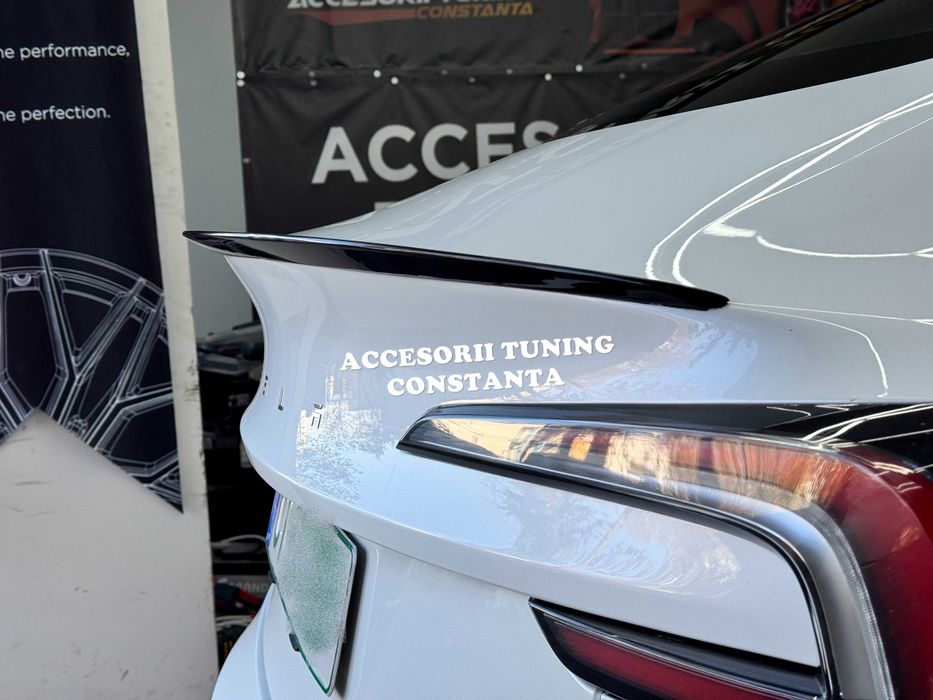 Eleron Portbagaj - Tesla Model 3 Negru Lucios