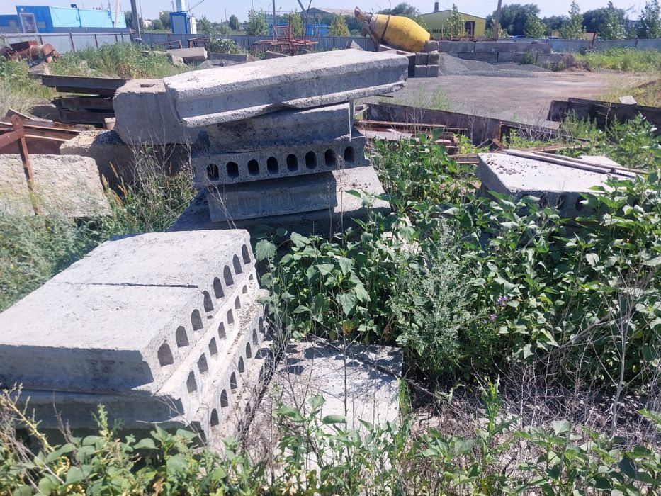 Продам блоки плита для строительства