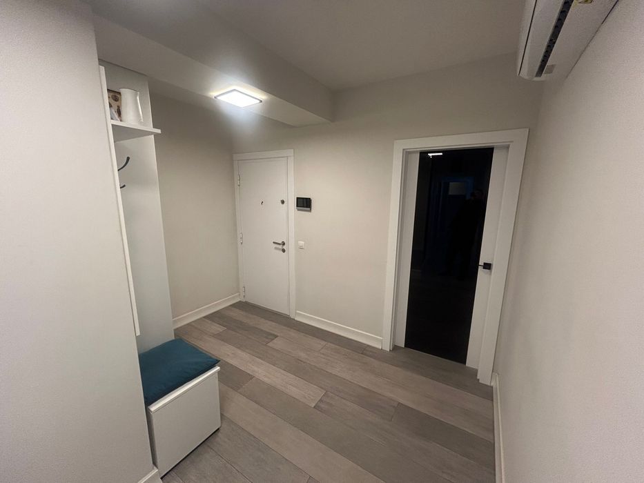 Inchiriez ap 2 camere central park