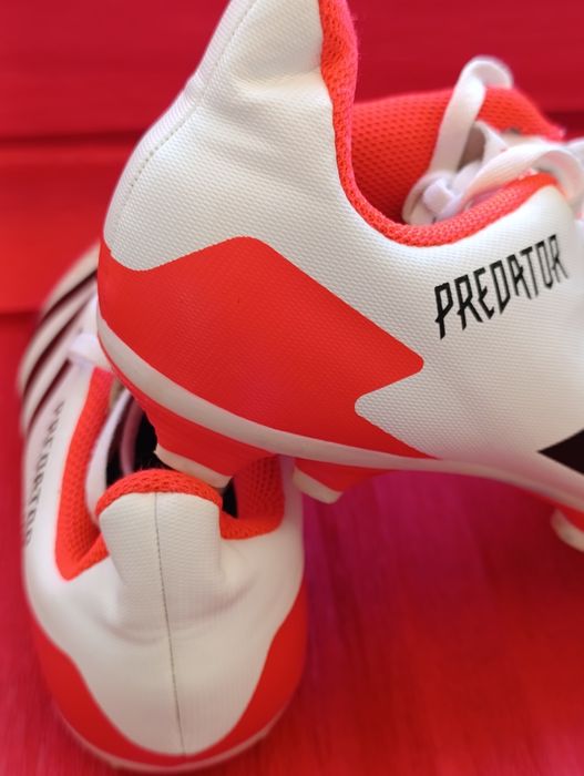 Спортни  бутонки Adidas и стоножки Adidas