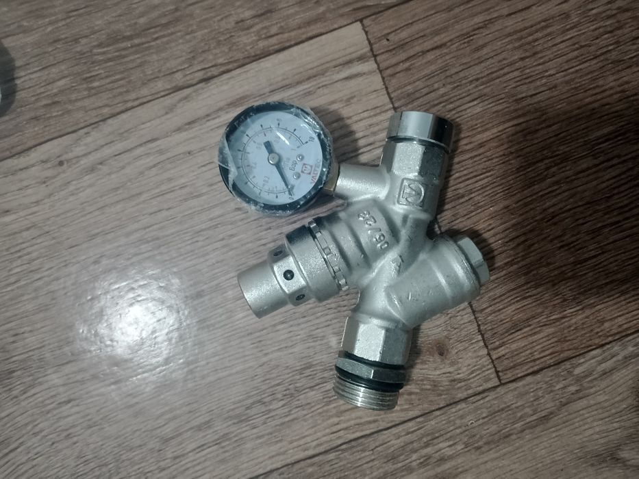 Продам кранники для сантехники