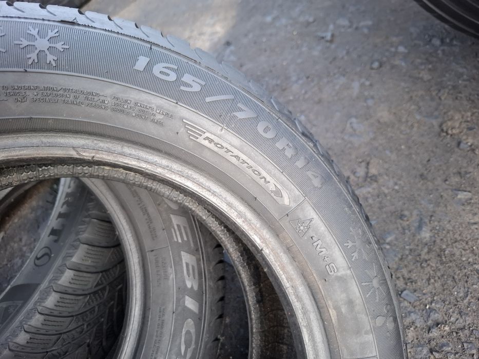 Vand 2 anvelope 165 70 14 debita m+s ca noi dot 2022